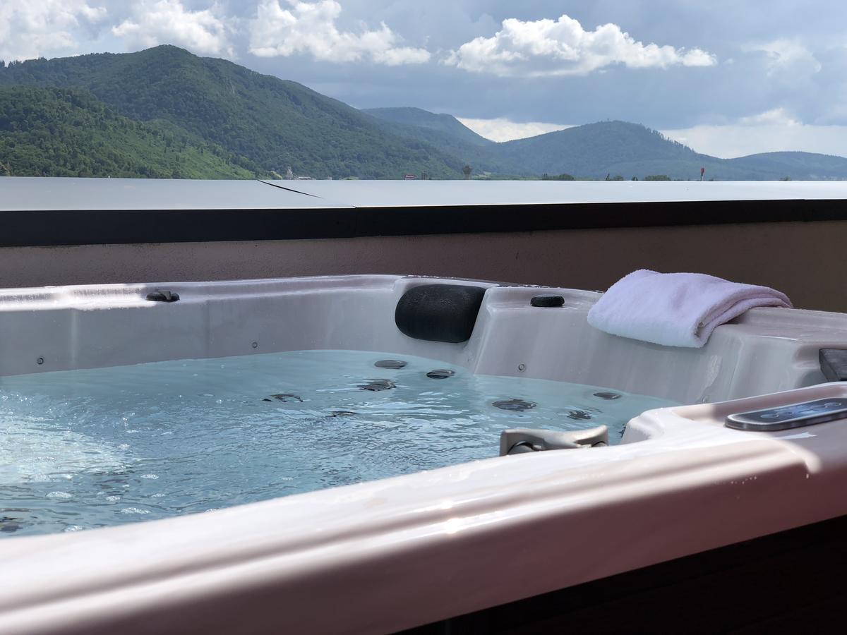 Penthouse Retreat Apartment Brasov